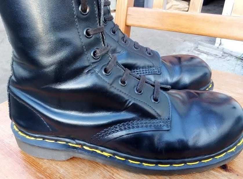 Dr Martens 1920, made in england