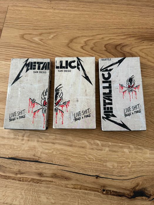 Vários CDs e cassetes originais , preço pelo conjunto