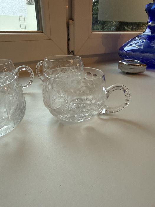 Kryształowa waza do pączu