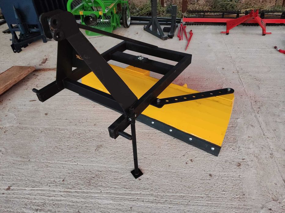 Nowy pług/ do śniegu obracany na tył ciągnika solidny producent