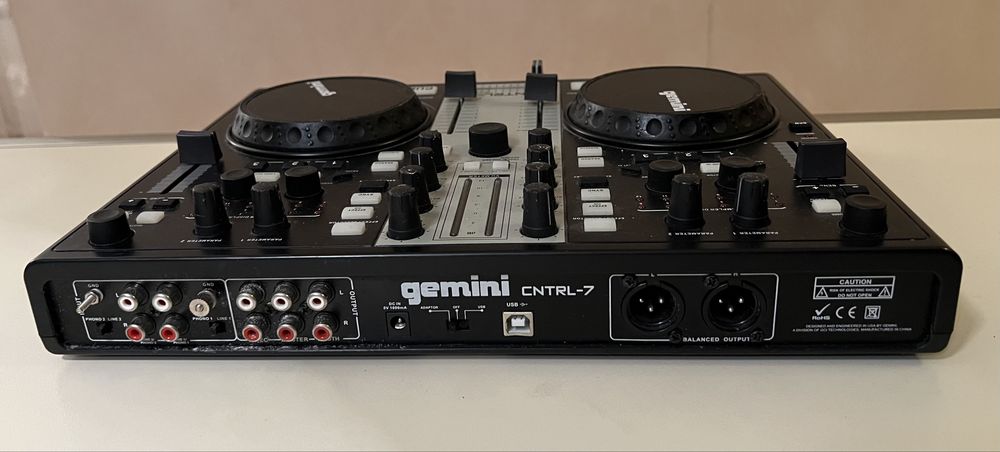 Цифровий MIDI-контролер GEMINI CNTRL-7