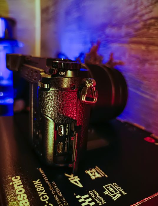 Panasonic Lumix DMC-GX80 + об'єктив lumix G Vario 12-60mm