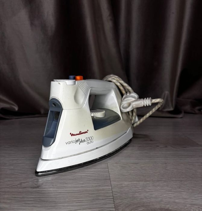 Утюг Moulinex Рабочий