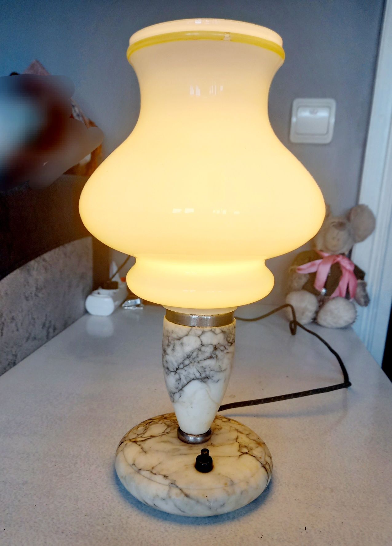 Настольная лампа мрамор 60-х годов ссср