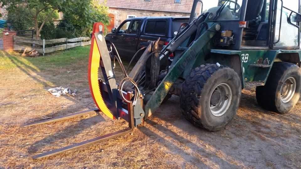 PAZUR CHWYTAK DO DREWNA teleskopowy na ramkę paleciaka wózek widłowy