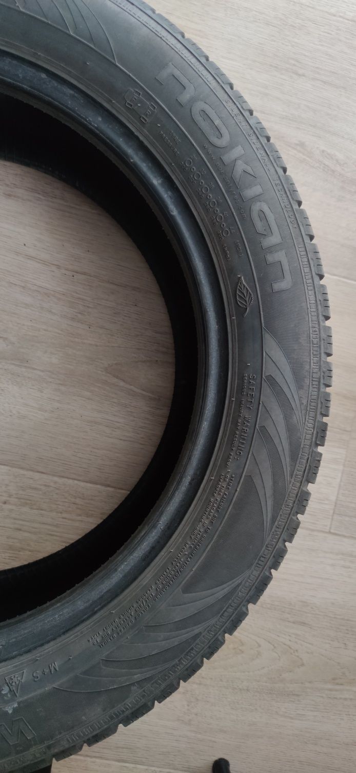 Komplet opon Nokian (całoroczne) 205/55 R16 94V XL