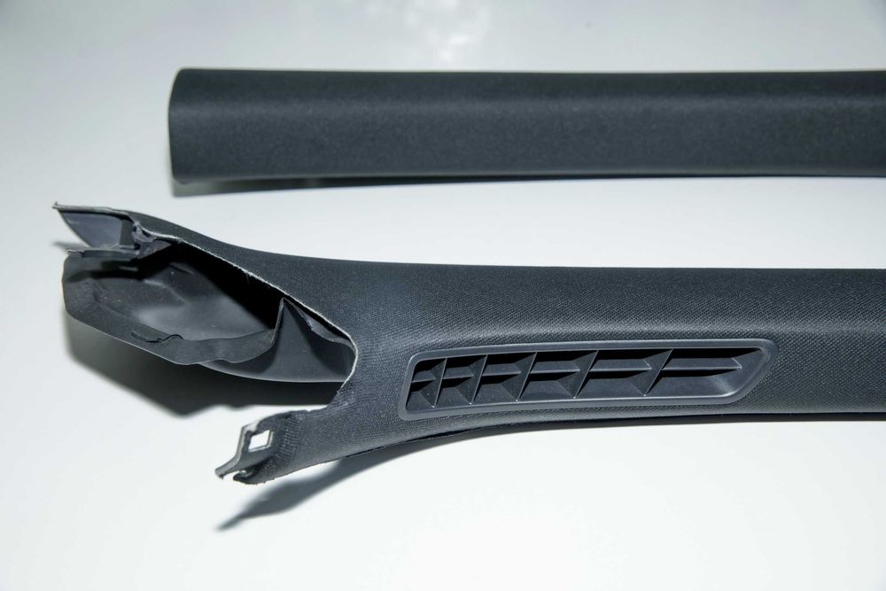 *(TOP_NOVOS)_GOLF VI e VII. PILARES PRETOS (FRENTE)