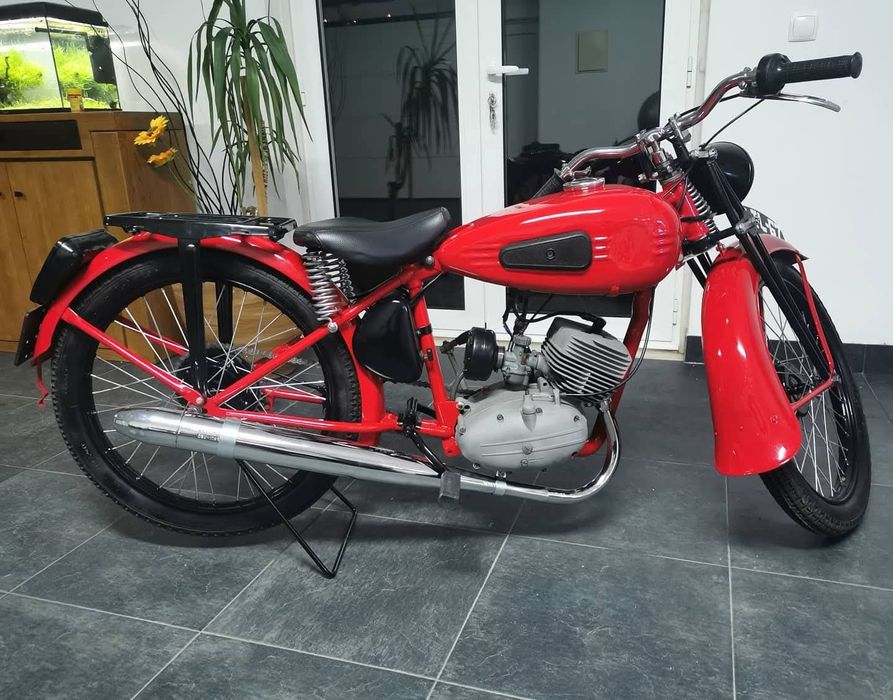 Mota clássica para venda