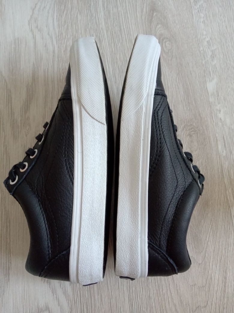 Buty Vans Old Skool z zamkiem r.36