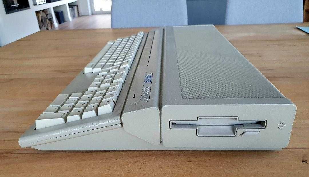 Atari 1040 STE - komputer + mysz