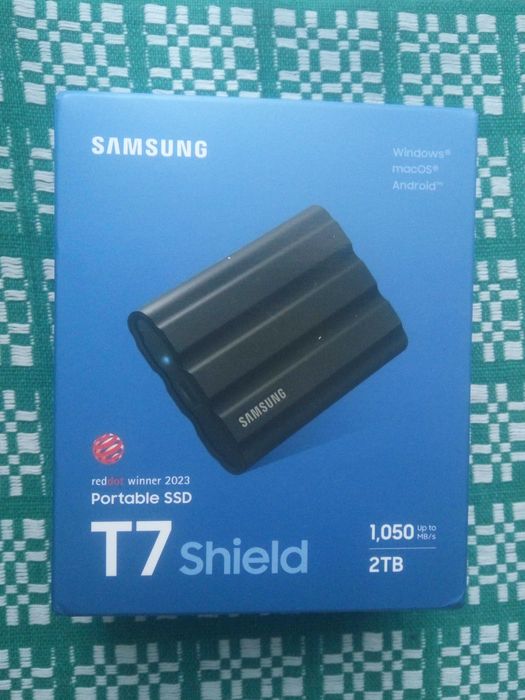 Зовнішній диск SSD SAMSUNG T7 Shield 2 TB