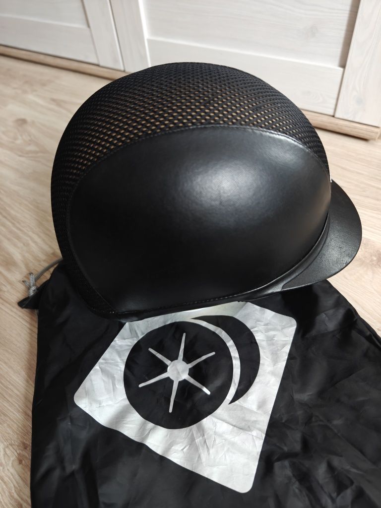 Kask jeździecki Charles Owen Leather 58cm czarny