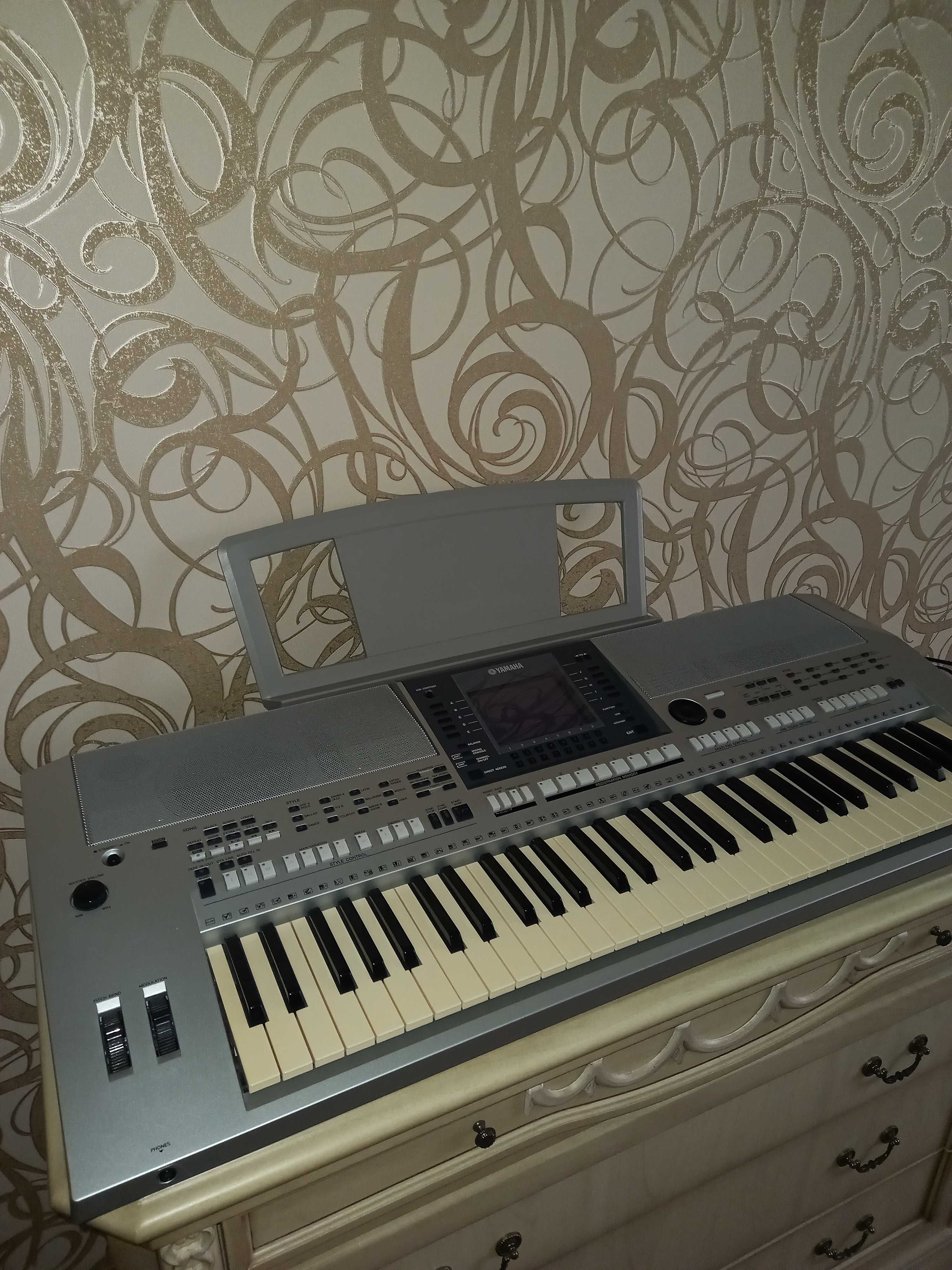 Синтезатор yamaha PSR S700