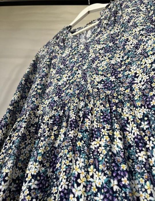 Сукня жіноча гарна