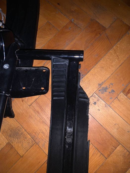 Санчата Чу і Гек права лижа відломаний кінчик під заміну