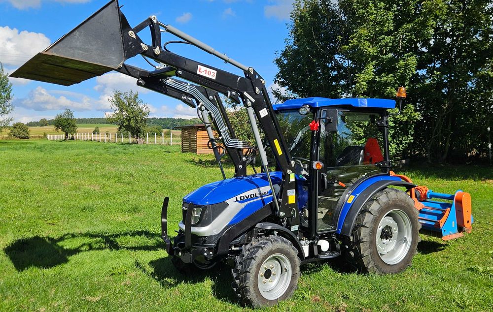 Traktor LOVOL M404 z ładowaczem TUR, jak NOWY tylko 78 mtg ! Gwarancja