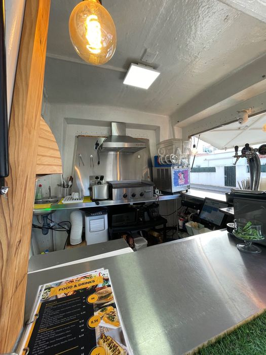 Roulote bar (kiosque)  arrendo ou vendo