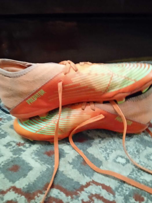 Футбольные бутсы