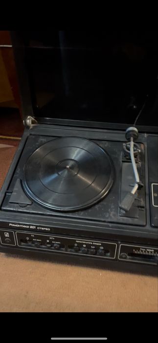 Проигрыватель Романтика 201 стерео