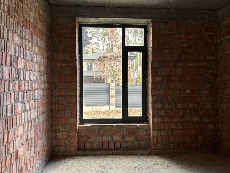 Якісний будинок 206 м2 в закритому котеджному містечку. 10 соток