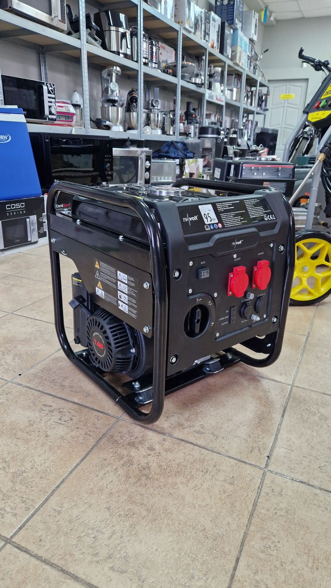 Інверторний бензиновий генератор Revolt 3.8 kW Привезено з Німеччини
