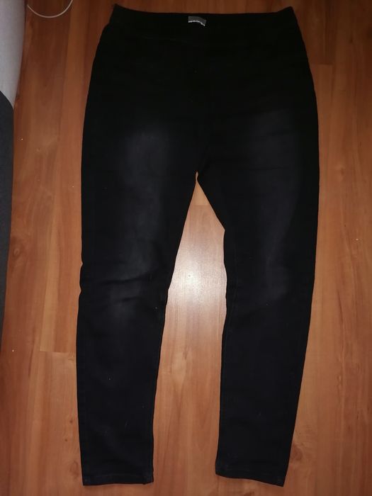 Spodnie damskie czarne rozmiar 40