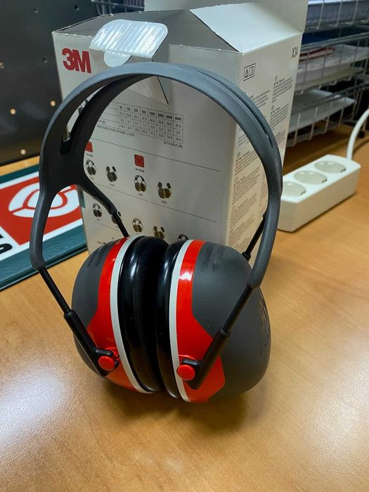 Protetores Auriculares 3M Peltor 3XA, 1 NOVOS (nunca usados)
