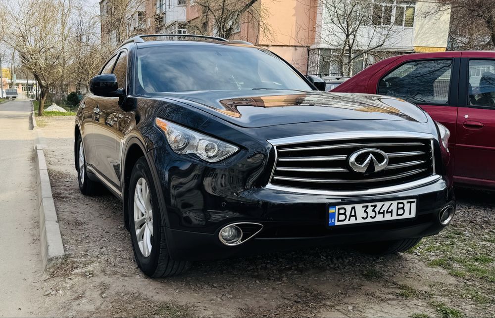 Продам Infiniti fx35/qx70 2012 року