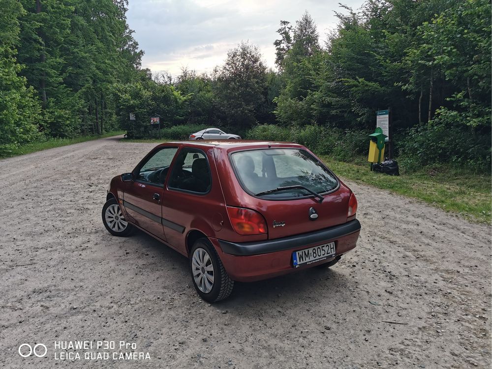 Ford Fiesta 1.3 benzyna 2002