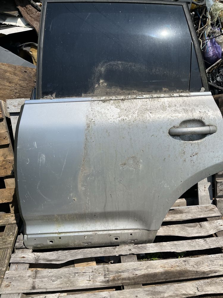 Двері Volkswagen Toureg 2002 2006