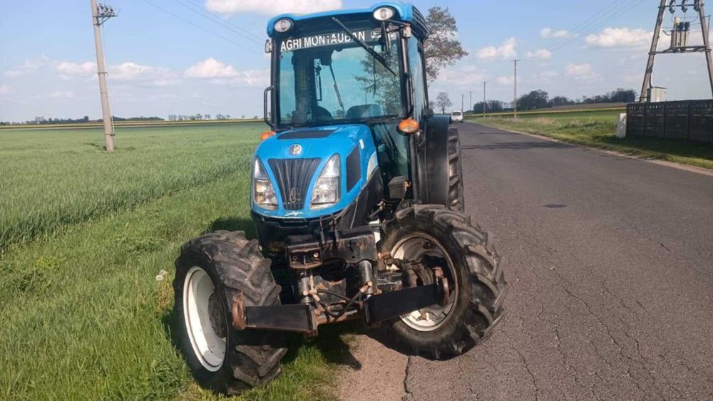 Ciągnik sadowniczy NEW HOLLAND