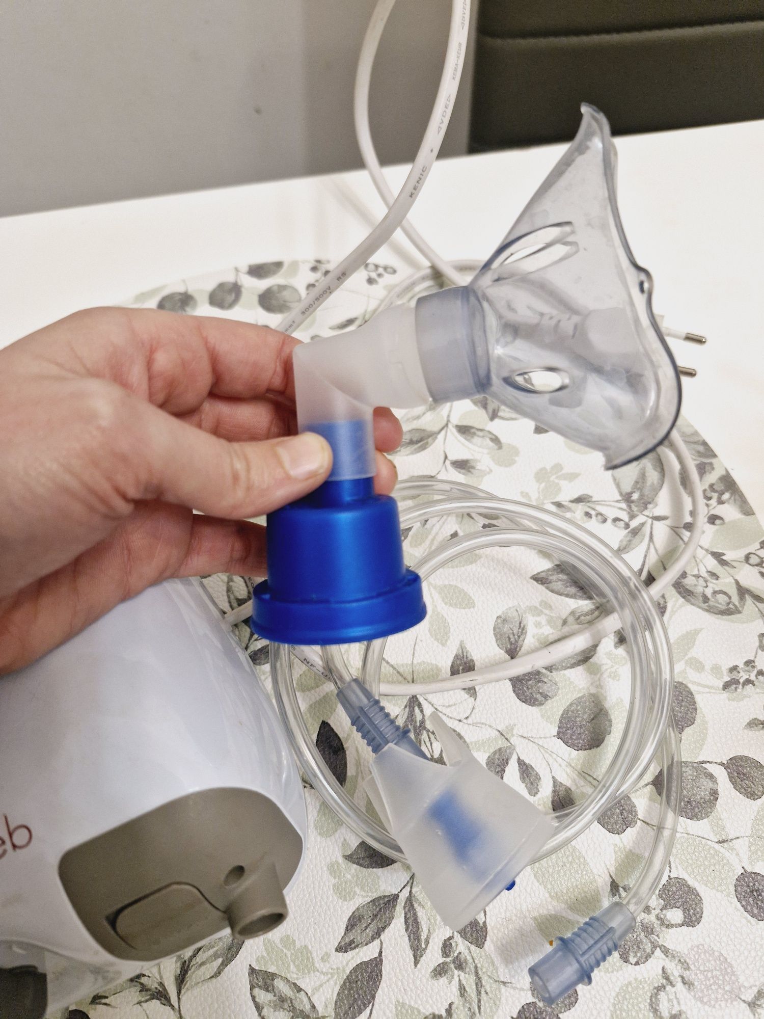 Inhalator sprężarkowy