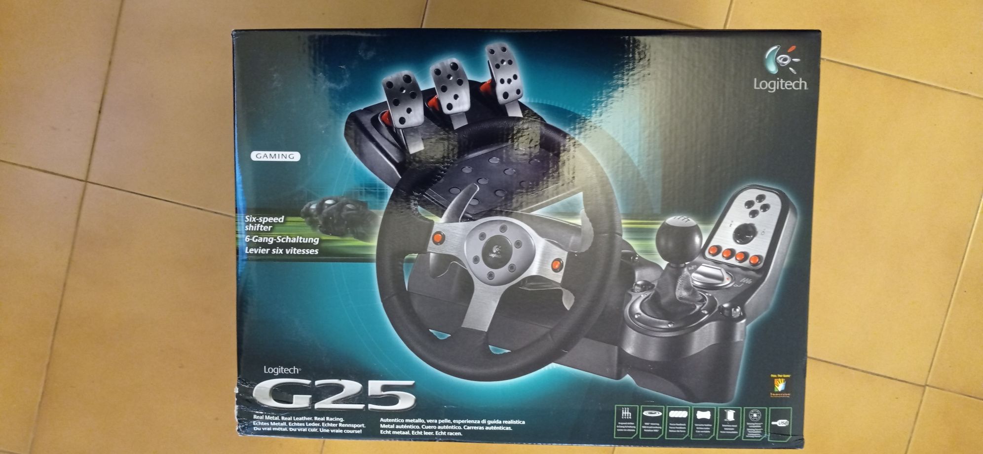 Volante Logitech G25 - Wheel + Pedels + Stick (novo)