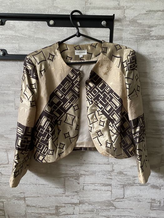 Сукня жіноча