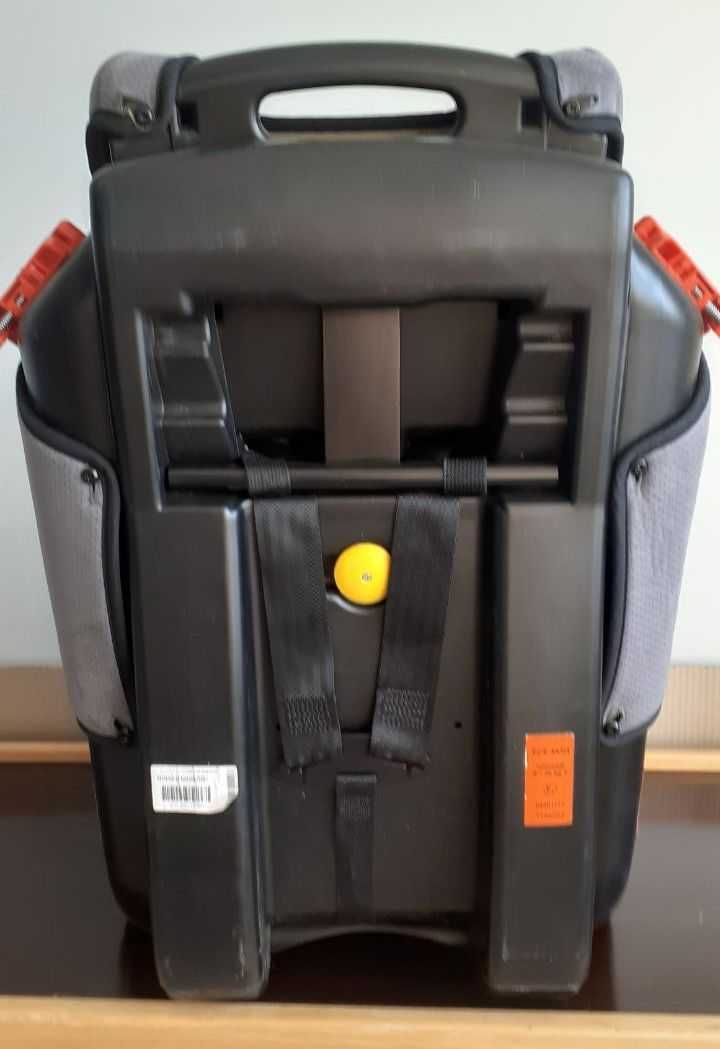 Дитяче автокрісло "RECARO Young Sport"