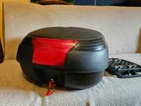Kufer centralny givi 42l