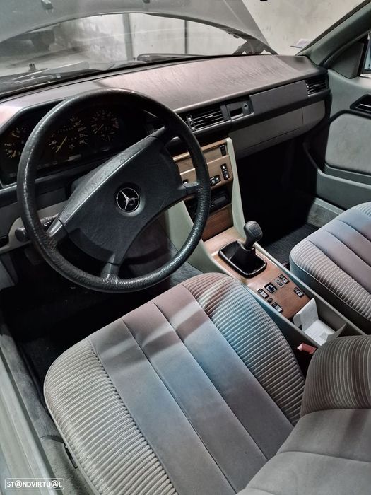 Mercedes ce 300 w124