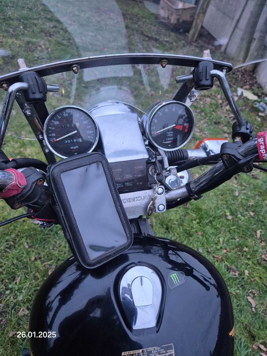 Hondę Shadow. Honda Shadow 700 85r