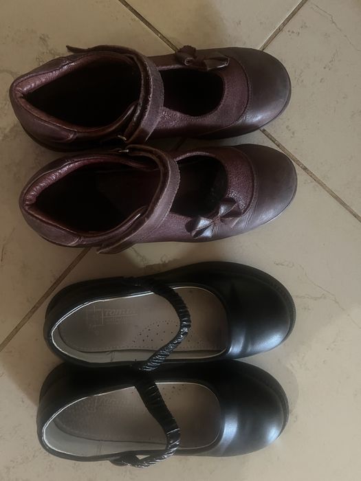 Туфлі в школу для дівчинки