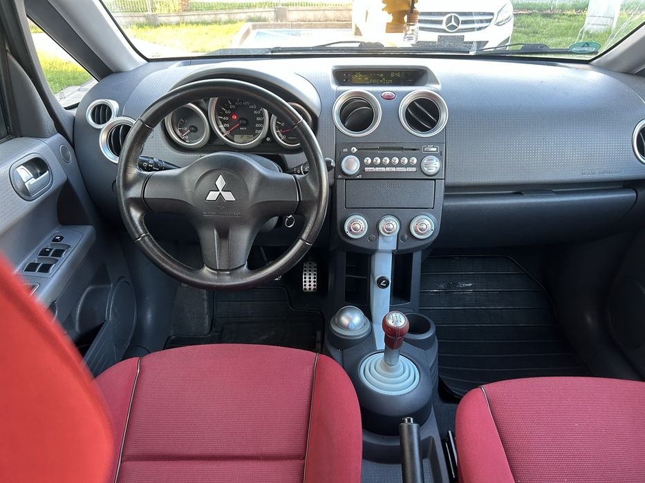 Sprzedam mitsubishi  colt 1,5 bezyna sprowadzony z Niemiec