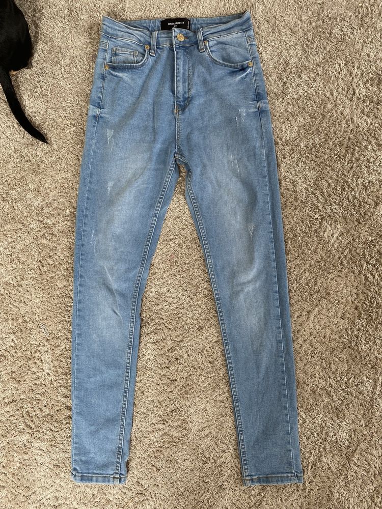 Spodnie jeansowe DSQUARED2