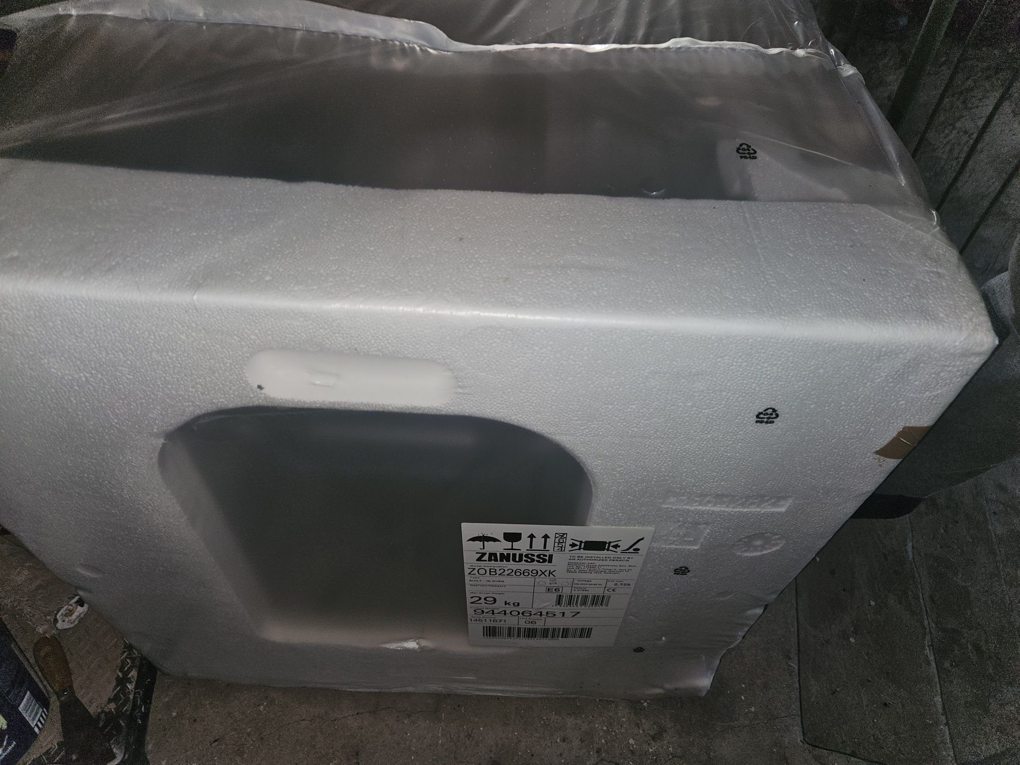 Sprzedaż nowej pralki electrolux oraz piekarnik zanussi