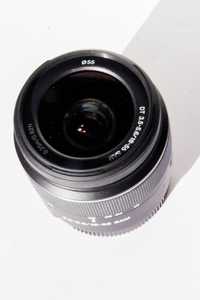 Lente SONY DT 18–55 mm F3.5–5.6 SAM (A-Mount)