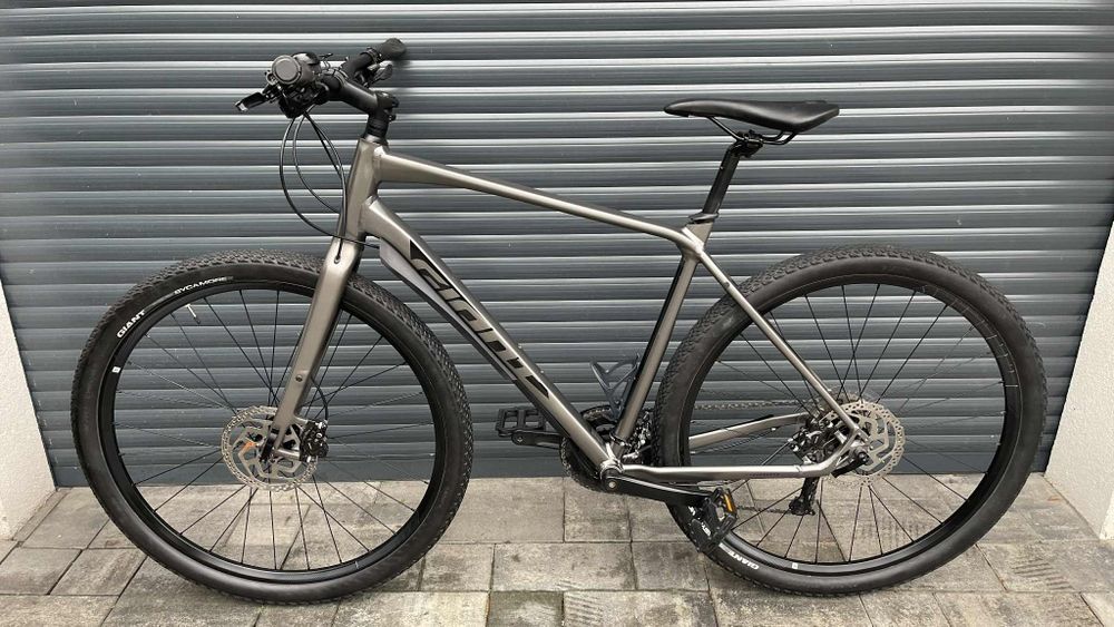 Giant  Toughroad SLR 2 stan idealny