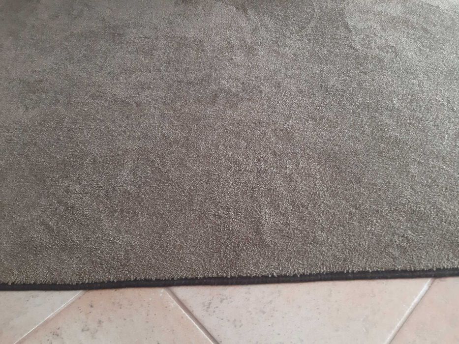 Carpete de sala cor chocolate