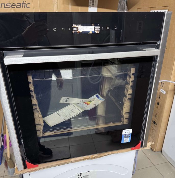 Вбудована духовка NEFF B54CR31N0 N70