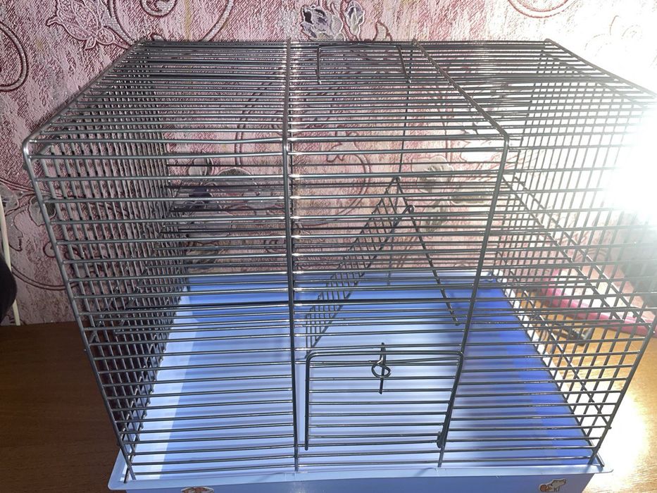 Продаю клетку для хомяка