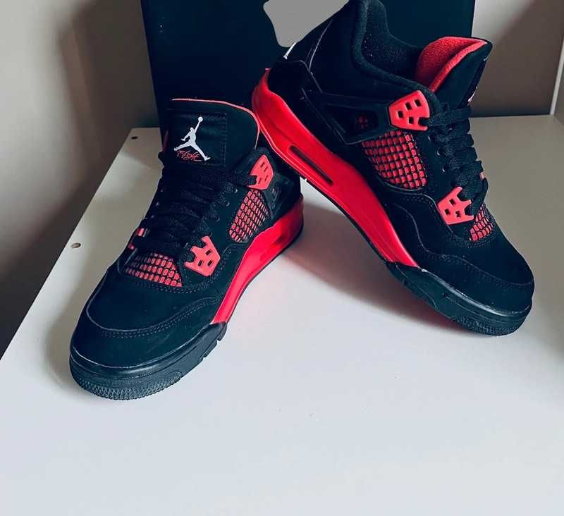 NikeAir Jordan4Retro R.41