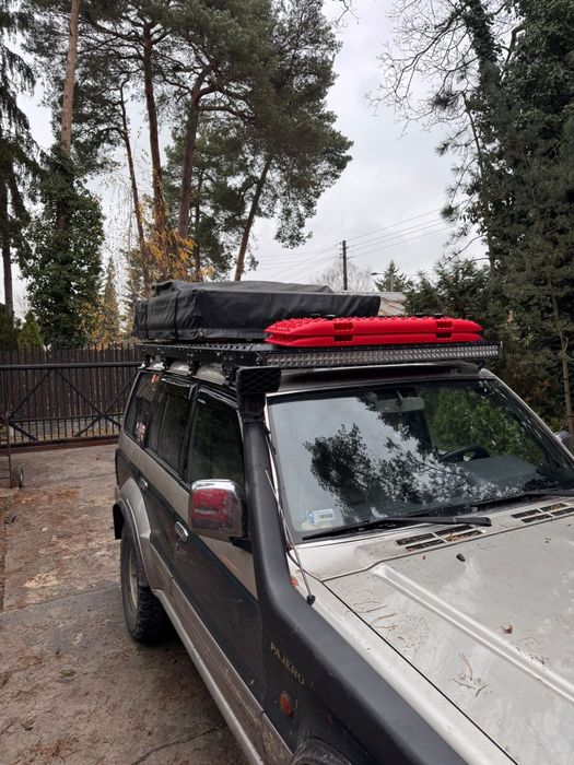 Namiot dachowy + przedsionek