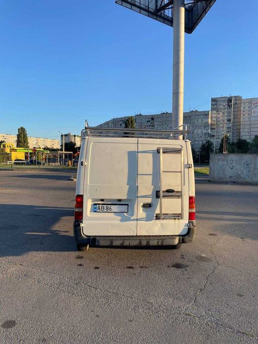 Форд транзит. Торг біля авто.